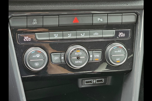 Volkswagen T-Roc 2.0 TSI 190PK 4Motion Sport | Automaat | LED | Trekhaak | Navi | ACC | Twotone | PDC voor en achter | All-seasons |