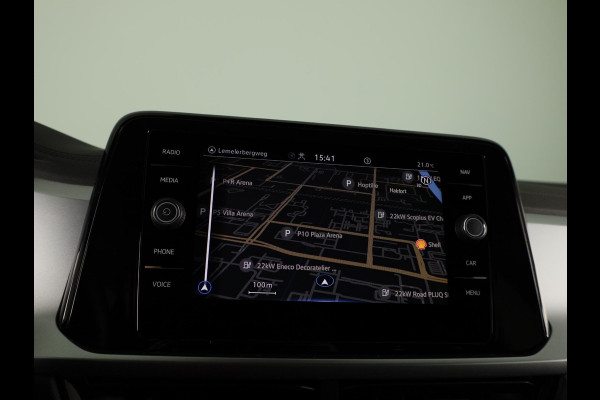 Volkswagen T-Roc 1.0 TSI Life 110pk | Navigatie | Parkeercamera | Adaptieve cruise controle | Apple Carplay