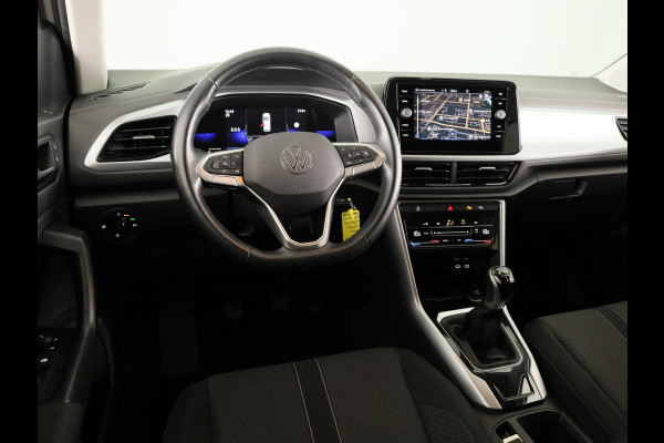 Volkswagen T-Roc 1.0 TSI Life 110pk | Navigatie | Parkeercamera | Adaptieve cruise controle | Apple Carplay