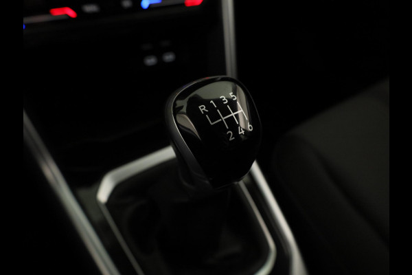 Volkswagen T-Roc 1.0 TSI Life 110pk | Navigatie | Parkeercamera | Adaptieve cruise controle | Apple Carplay