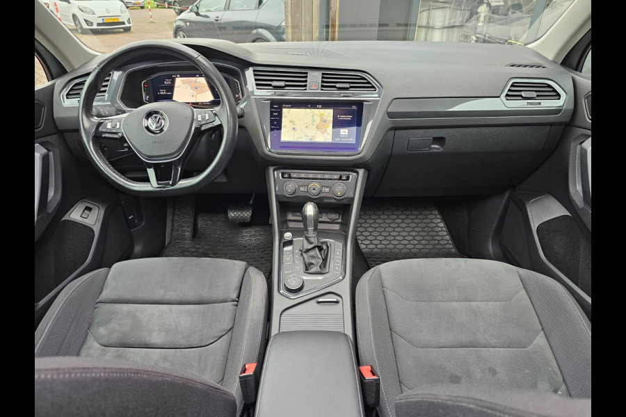 Volkswagen Tiguan 2.0 TSI 4MOTION Highline | Automaat | Pano | LED | Navi | App-connect | Camera | All-seasons | Elek. achterklep |  Park Assist |