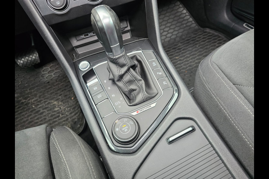Volkswagen Tiguan 2.0 TSI 4MOTION Highline | Automaat | Pano | LED | Navi | App-connect | Camera | All-seasons | Elek. achterklep |  Park Assist |
