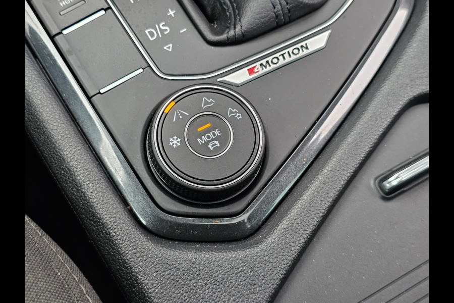 Volkswagen Tiguan 2.0 TSI 4MOTION Highline | Automaat | Pano | LED | Navi | App-connect | Camera | All-seasons | Elek. achterklep |  Park Assist |