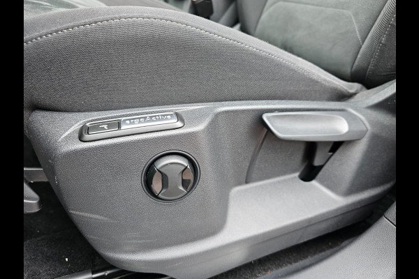 Volkswagen Tiguan 2.0 TSI 4MOTION Highline | Automaat | Pano | LED | Navi | App-connect | Camera | All-seasons | Elek. achterklep |  Park Assist |
