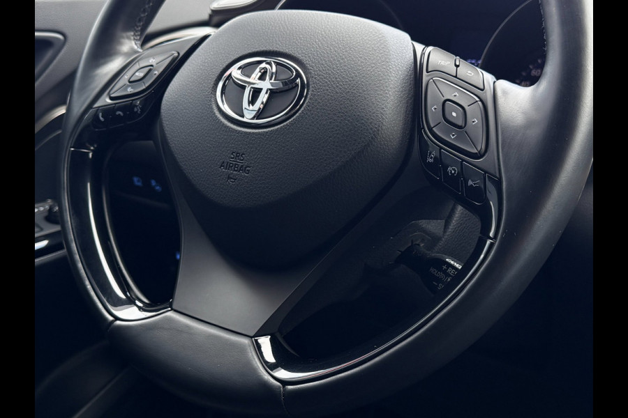 Toyota C-HR 1.2 Executive | Trekhaak | Camera | NL-Auto | Stoelverwarming | JBL | Climate Control |
