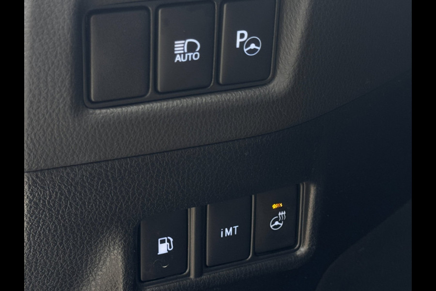 Toyota C-HR 1.2 Executive | Trekhaak | Camera | NL-Auto | Stoelverwarming | JBL | Climate Control |