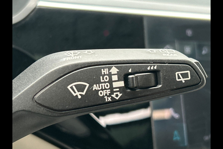 Audi e-tron 55 quattro Business Plus 95 kWh | Pano/Dak | Adapt.Cruise/Control | Leder | Apple/Carplay | Origineel NL