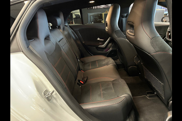 Mercedes-Benz CLA-Klasse Shooting Brake 250 e AMG Line Panorama-dak/ led verlichting / Burmester / Ambient verlichting