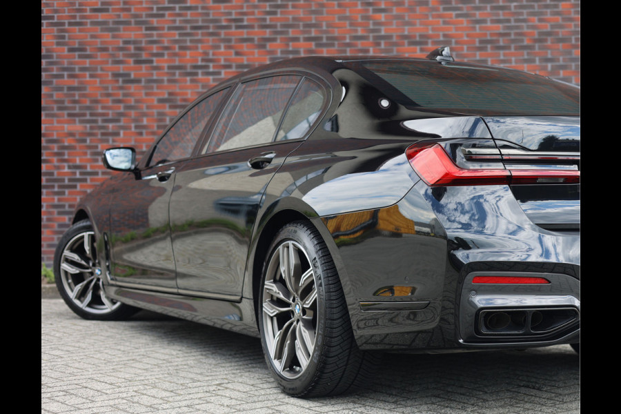 BMW 7 Serie M760Li xDrive | Skylounge - M Driver's Pack - HUD