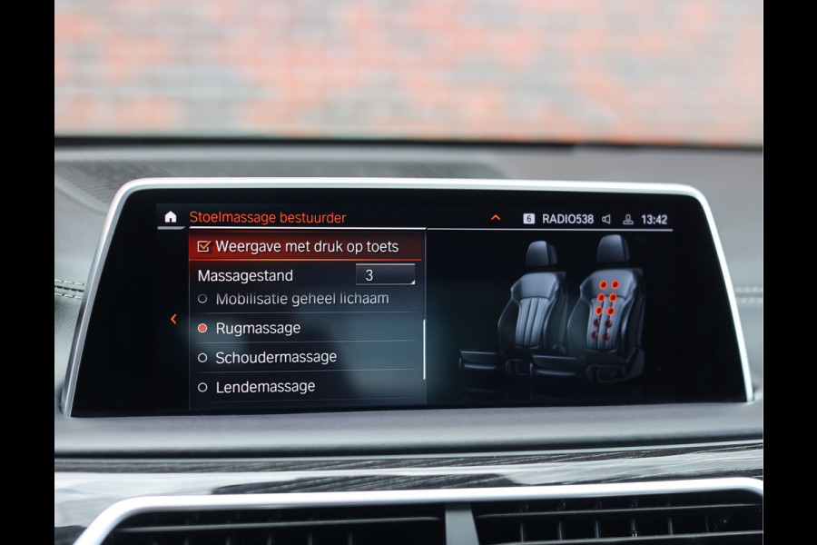 BMW 7 Serie M760Li xDrive | Skylounge - M Driver's Pack - HUD