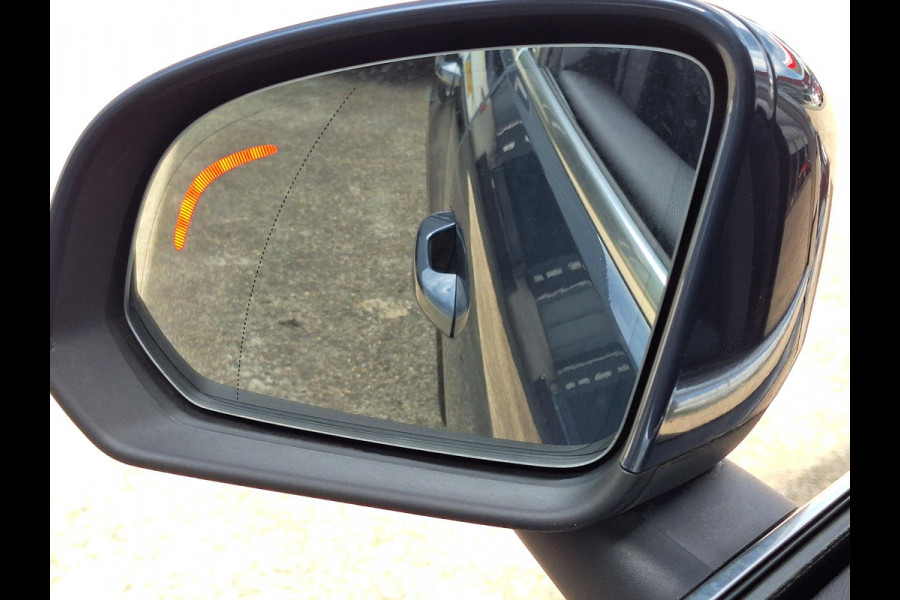 Volvo XC40 1.5 T5 Recharge R-Design | Leder | Trekhaak 1800kg | Blindspot | Navi | Climate-Pack |