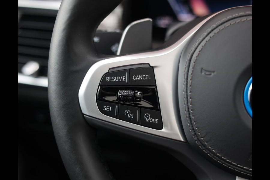 BMW X5 50e xDrive | Pano - Trekhaak - Bowers & Wilkins