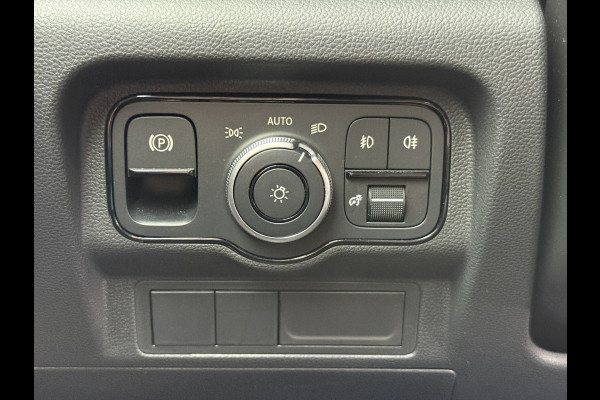 Mercedes-Benz Citan 110 CDI Automaat L1 Airco Carplay Cruise control Stoelverwarming Parkeersensoren voor achter