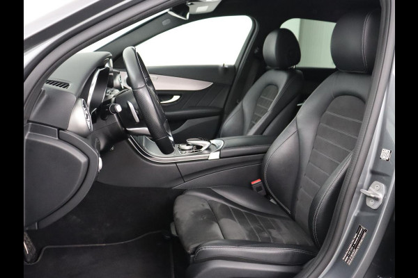 Mercedes-Benz C-Klasse 180 Business Solution AMG | Stoelverwarming | Leder/Alcantara | Carplay | Digital Cockpit | Camera | Full LED | Park Assist | Cruise control | Bluetooth | Climate control
