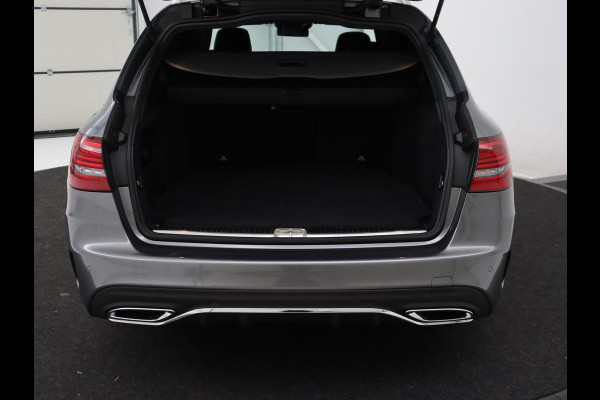 Mercedes-Benz C-Klasse 180 Business Solution AMG | Stoelverwarming | Leder/Alcantara | Carplay | Digital Cockpit | Camera | Full LED | Park Assist | Cruise control | Bluetooth | Climate control