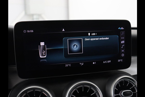 Mercedes-Benz C-Klasse 180 Business Solution AMG | Stoelverwarming | Leder/Alcantara | Carplay | Digital Cockpit | Camera | Full LED | Park Assist | Cruise control | Bluetooth | Climate control