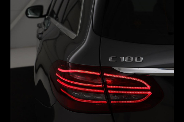 Mercedes-Benz C-Klasse 180 Business Solution AMG | Stoelverwarming | Leder/Alcantara | Carplay | Digital Cockpit | Camera | Full LED | Park Assist | Cruise control | Bluetooth | Climate control