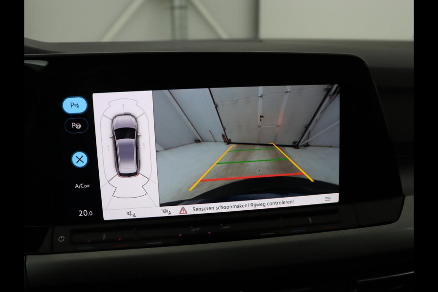 Volkswagen Golf 1.0 TSI Life | Camera | Carplay | Park Assist | Adaptive cruise | Navigatie | Sfeerverlichting | Full LED | Climate control | Digital Cockpit | Climate control | Bluetooth