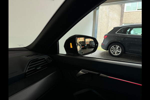 Audi RSQ3 Sportback 2.5 TFSI Pano|SONOS|RS Seat|Keyless|360Cam