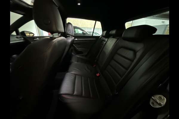 Volkswagen Golf 2.0 TSI GTI TCR Pano|Keyless|Dynaudio|Leer