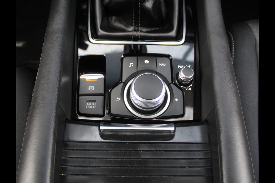 Mazda 6 Sportbreak 2.0 SkyActiv-G 165 Luxury CLIMATE | CARPLAY | LMV19 | AFNBTRHAAK | STOEL/STUURVERW | HEAD-UP | LED | ADAPCRUISE