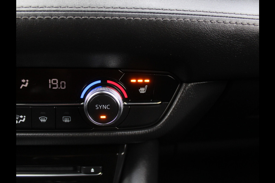 Mazda 6 Sportbreak 2.0 SkyActiv-G 165 Luxury CLIMATE | CARPLAY | LMV19 | AFNBTRHAAK | STOEL/STUURVERW | HEAD-UP | LED | ADAPCRUISE