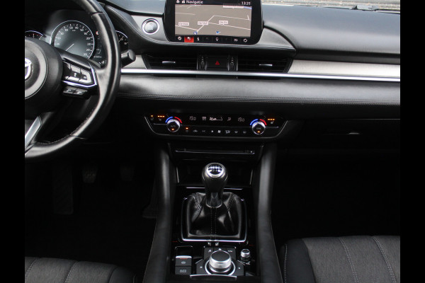 Mazda 6 Sportbreak 2.0 SkyActiv-G 165 Luxury CLIMATE | CARPLAY | LMV19 | AFNBTRHAAK | STOEL/STUURVERW | HEAD-UP | LED | ADAPCRUISE