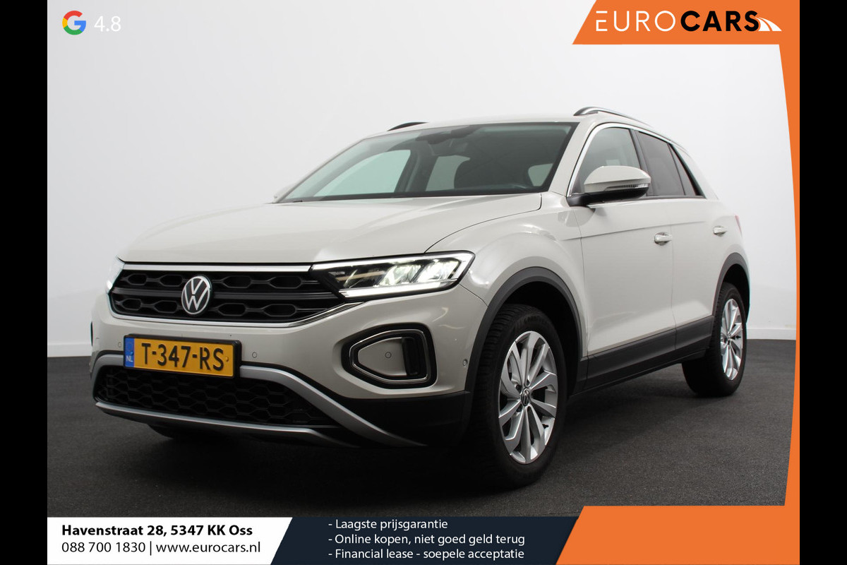 Volkswagen T-Roc 1.0 TSI Life Digitale Cockpit Navigatie Apple Carplay/Android Auto Adaptive Cruise control Parkeer sensoren Lichtmetalen Velgen 16" Extra Getint glas