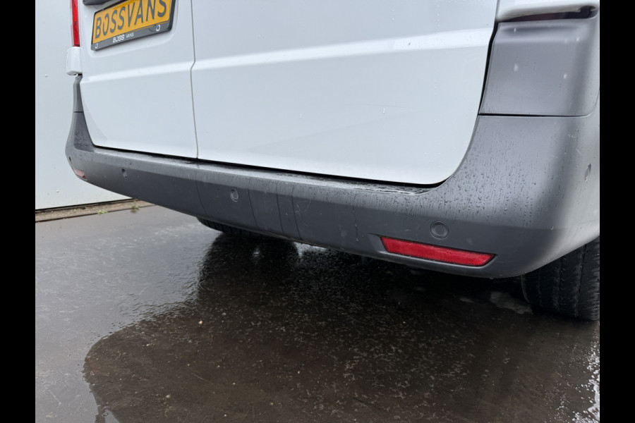 Mercedes-Benz eVito 112 eVito 66 kWh L2 286km WLTP 96,7% (SOH) Snelladen Laadkabel Carplay Climate control Cruise control Camera Parkeersensoren voor achter