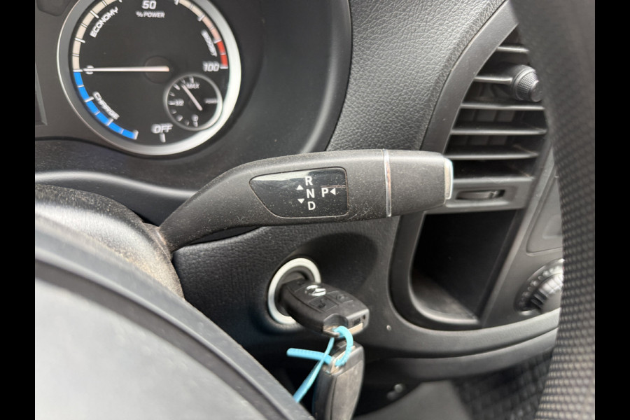 Mercedes-Benz eVito 112 eVito 66 kWh L2 286km WLTP 96,7% (SOH) Snelladen Laadkabel Carplay Climate control Cruise control Camera Parkeersensoren voor achter
