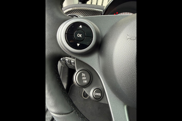 Smart Fortwo EQ Comfort PLUS /Leer /Pano /JBL /Camera /Led