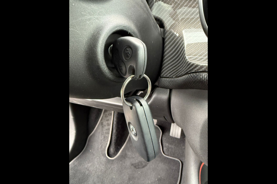 Smart Fortwo EQ Comfort PLUS /Leer /Pano /JBL /Camera /Led