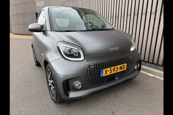Smart Fortwo EQ Comfort PLUS /Leer /Pano /JBL /Camera /Led