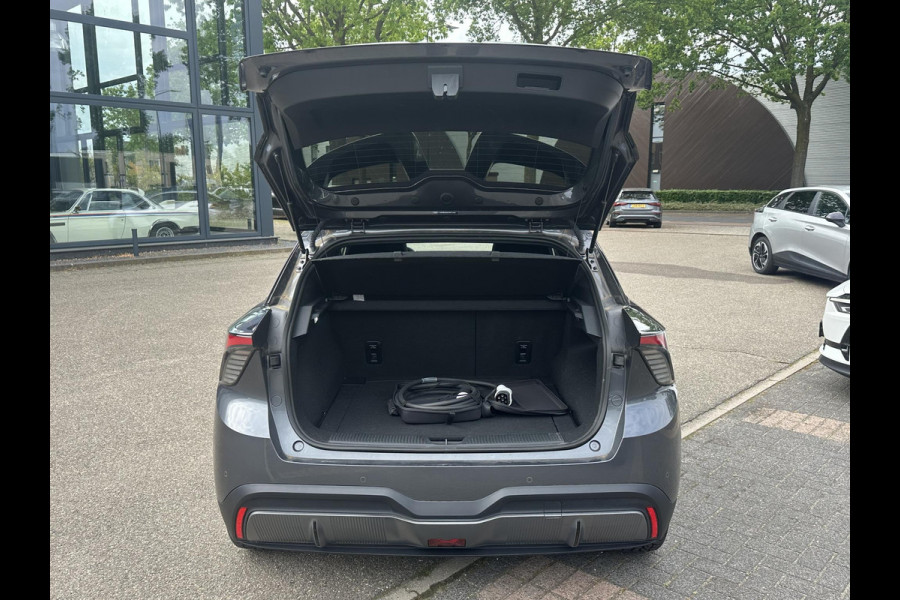 MG Mg4 electric Luxury 64 kWh FABRIEKS GARANTIE T/M 02-2031 | SOH 97% | STOEL + STUURVERWARMING | 360 CAMERA | ELEK. STOEL | KEYLESS | DODEHOEK | APPLECARPLAY | 13K KM! | RIJKLAAR |