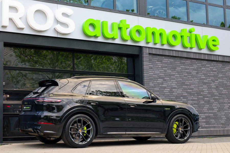 Porsche Cayenne 3.0 E-Hybrid Platinum Edition | PANO | 22 INCH | BOSE | 360 | MEMORY | LUCHTVERING | SPORT CRHONO | KEYLESS |