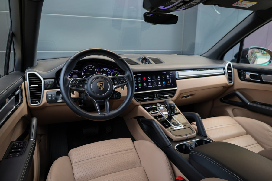 Porsche Cayenne 3.0 E-Hybrid Platinum Edition | PANO | 22 INCH | BOSE | 360 | MEMORY | LUCHTVERING | SPORT CRHONO | KEYLESS |