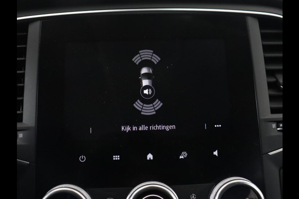 Renault Mégane 1.0 TCe Zen | Carplay | Trekhaak | Navigatie | Full LED | DAB | Climate control | Parkeerhulp | Cruise control | Bluetooth