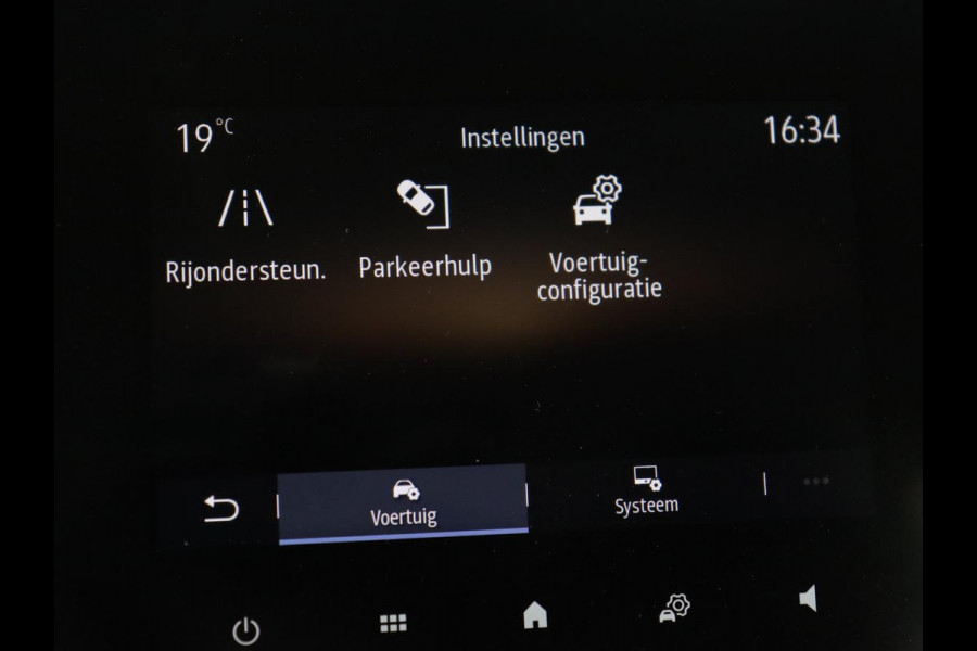 Renault Mégane 1.0 TCe Zen | Carplay | Trekhaak | Navigatie | Full LED | DAB | Climate control | Parkeerhulp | Cruise control | Bluetooth