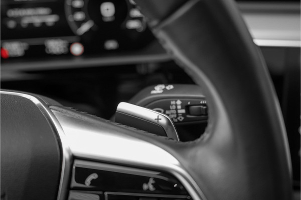 Audi e-tron 55 Quattro Advanced Pro Line Plus 95 kWh Pano B&O HUD Trekhaak 21"