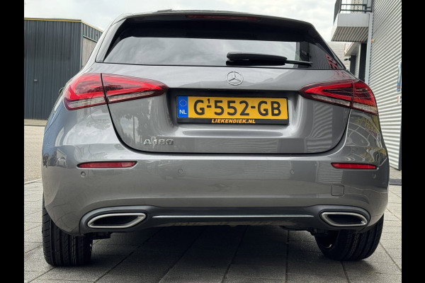 Mercedes-Benz A-Klasse 180 Business Solution - Navigatie / Apple CarPlay I Sport interieur I PDC I LED I 85.000 KM - Dealer ond.