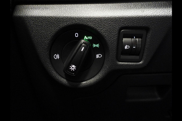 Škoda Kamiq 1.0 TSI Ambition NAVI-APP/CRUISE/LED/TREKH./16"LMV!