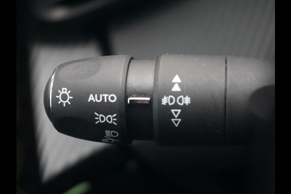 Peugeot e-2008 EV GT Pack 50 kWh Leder interieur