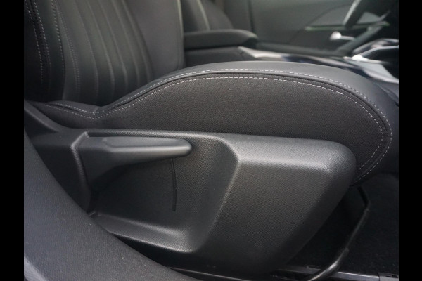 Peugeot e-2008 EV GT Pack 50 kWh Leder interieur
