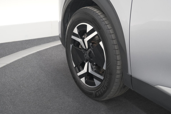 Peugeot 2008 Hybrid 145 e-DCS6 GT | Camera | Apple Carplay | Parkeersensoren