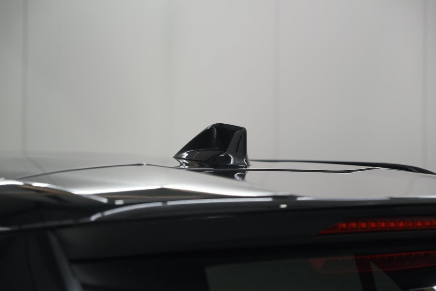 Peugeot 2008 Hybrid 145 e-DCS6 GT | Camera | Apple Carplay | Parkeersensoren