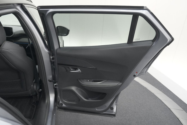 Peugeot 2008 Hybrid 145 e-DCS6 GT | Camera | Apple Carplay | Parkeersensoren
