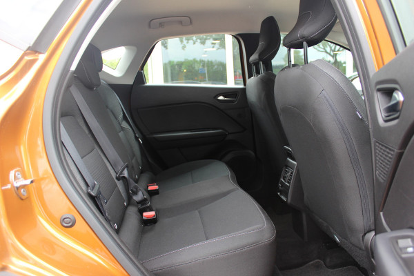Renault Captur 1.0 TCe 90 Zen / Trekhaak / Camera / Navigatie / 17'' / Keyless / DAB / Cruise Control / Parkeerhulp V+A