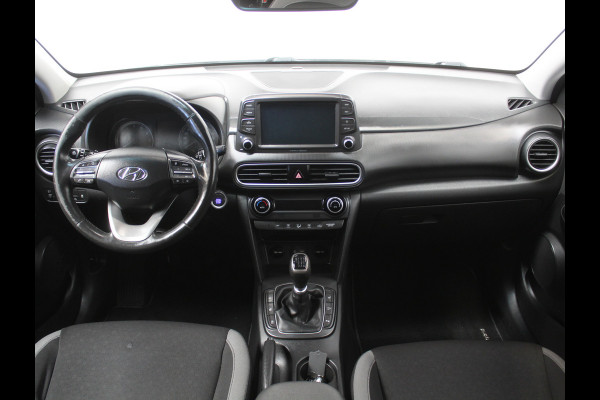 Hyundai Kona 1.0T Fashion CLIMATE | CARPLAY | CAMERA | LMV17 | PDCA | CRUISE | NAVI | STOEL/STUURVERW