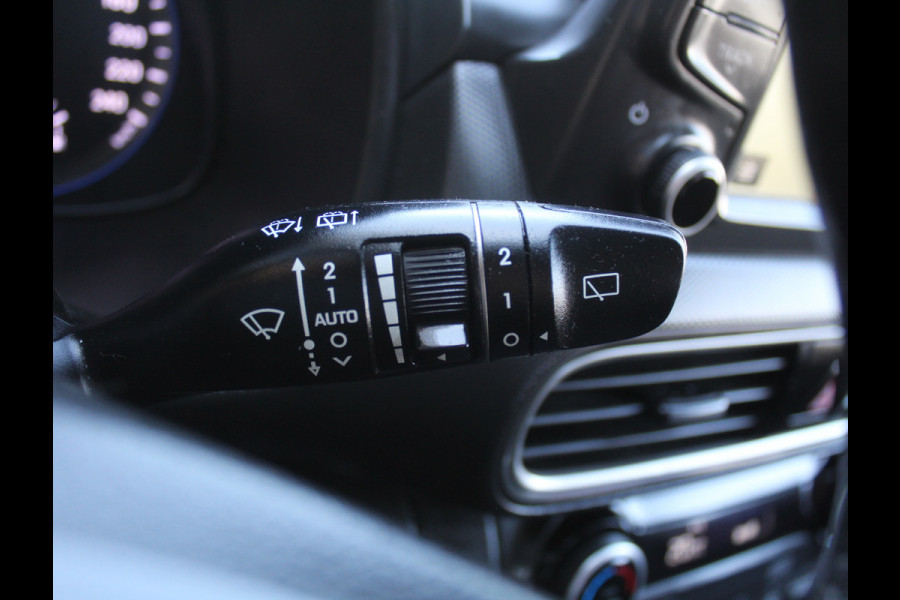 Hyundai Kona 1.0T Fashion CLIMATE | CARPLAY | CAMERA | LMV17 | PDCA | CRUISE | NAVI | STOEL/STUURVERW