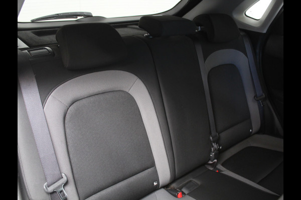 Hyundai Kona 1.0T Fashion CLIMATE | CARPLAY | CAMERA | LMV17 | PDCA | CRUISE | NAVI | STOEL/STUURVERW